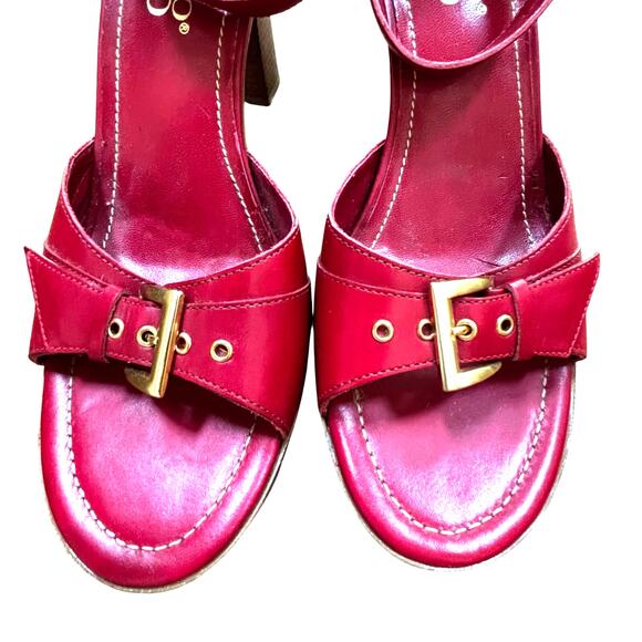 Franco Sarto red leather platform high heels sandals gold buckles US 8M - Picture 3 of 12